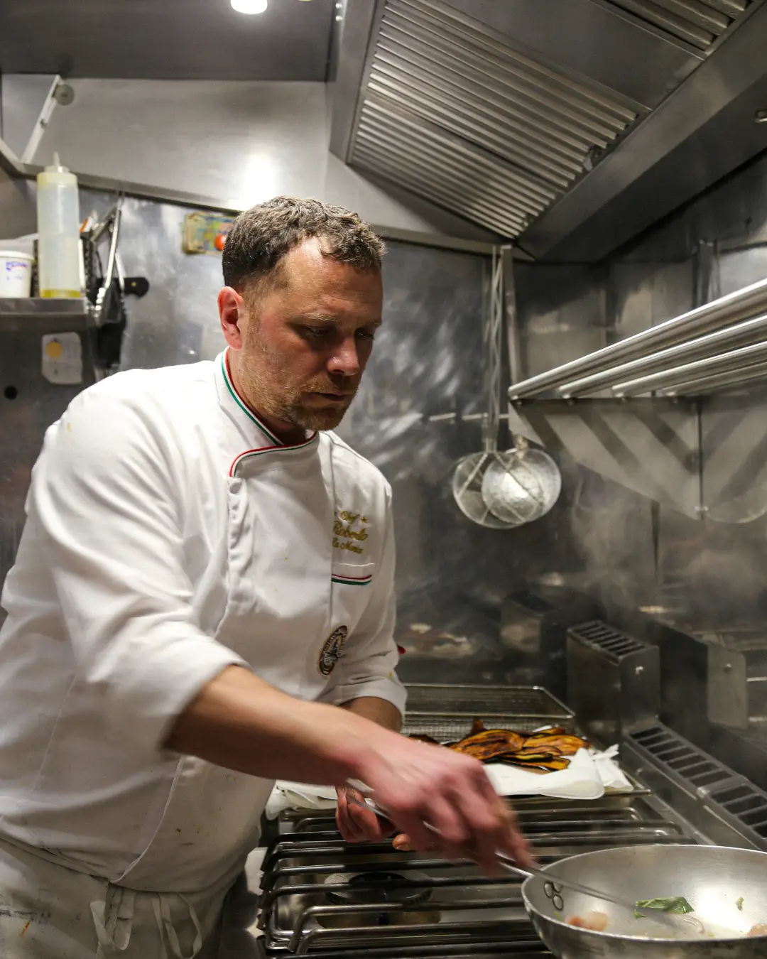 Le chef Roberto en cuisine